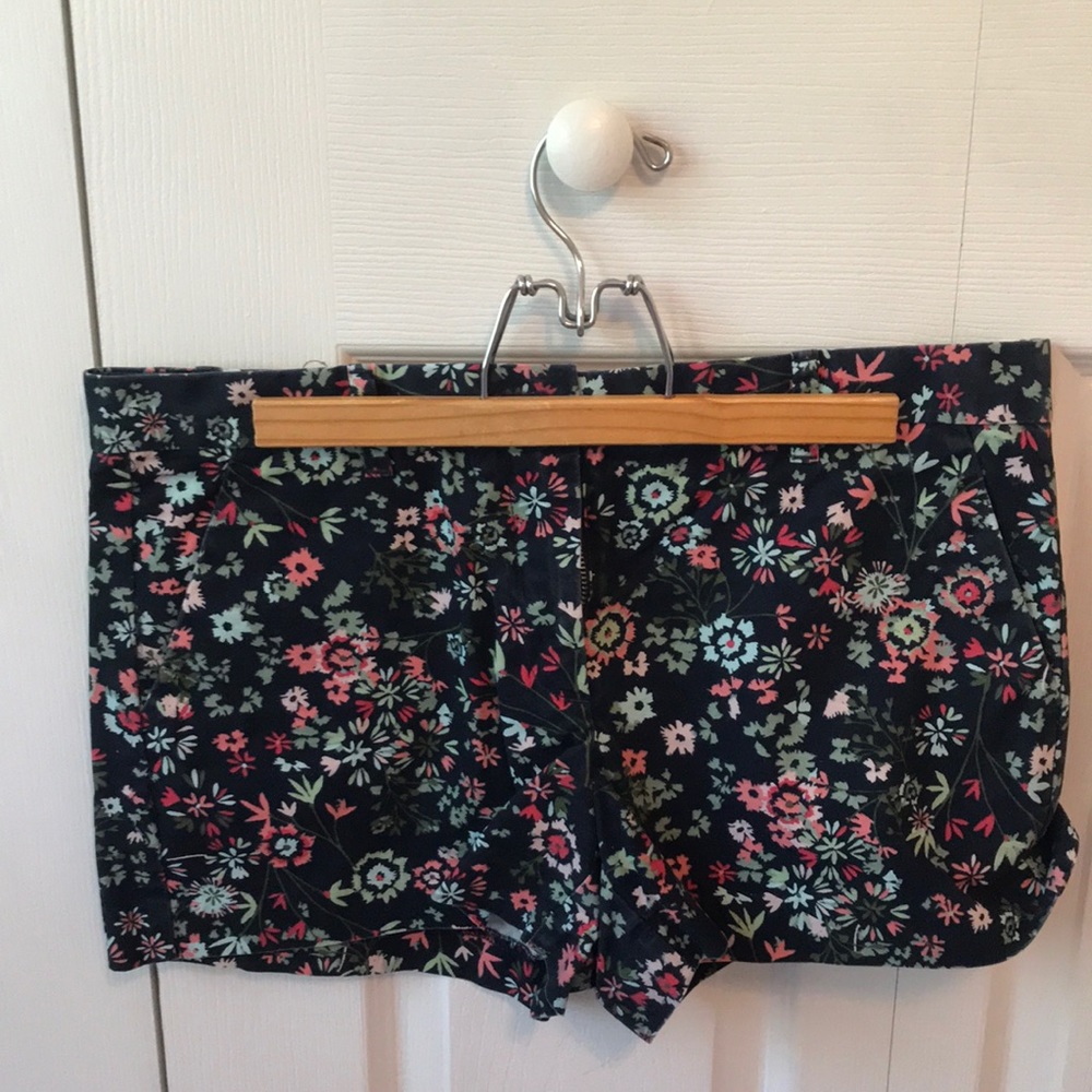 Gap Floral Shorts
